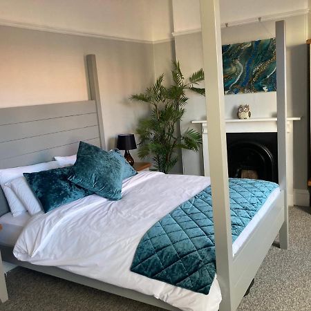 Stylish Flat In Yeovil Somerset Kültér fotó